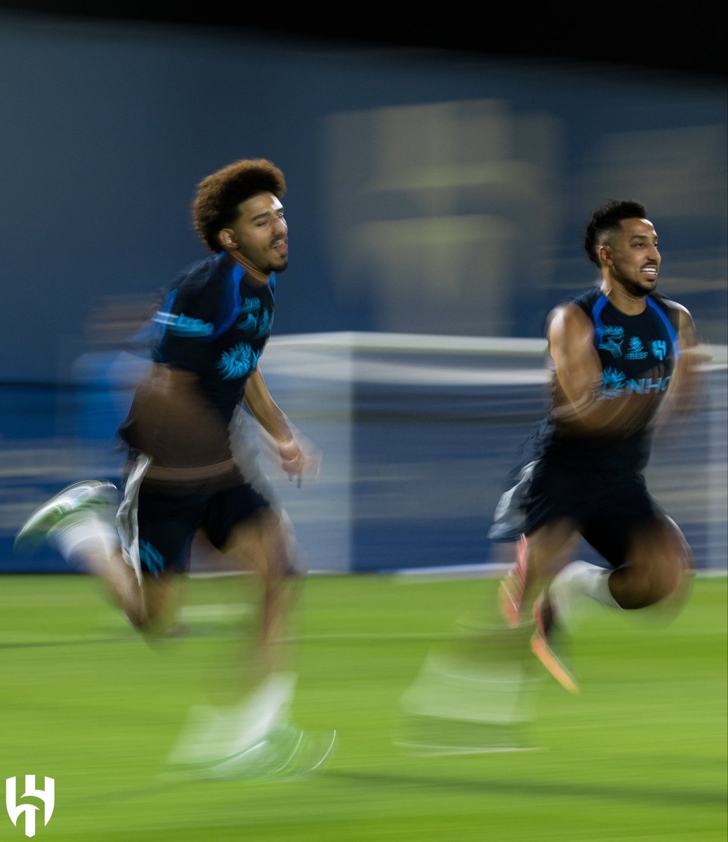 MnbrAlhilal's tweet photo. "سالم، صبري" في تدريبات اليوم 🥶💙 https://t.co/fLbWzWEWB2