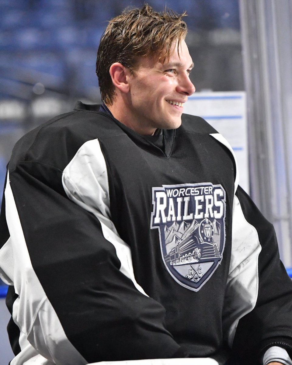 RailersHC's tweet photo. All smiles for day 1️⃣ of camp! https://t.co/nd44IV3Nya
