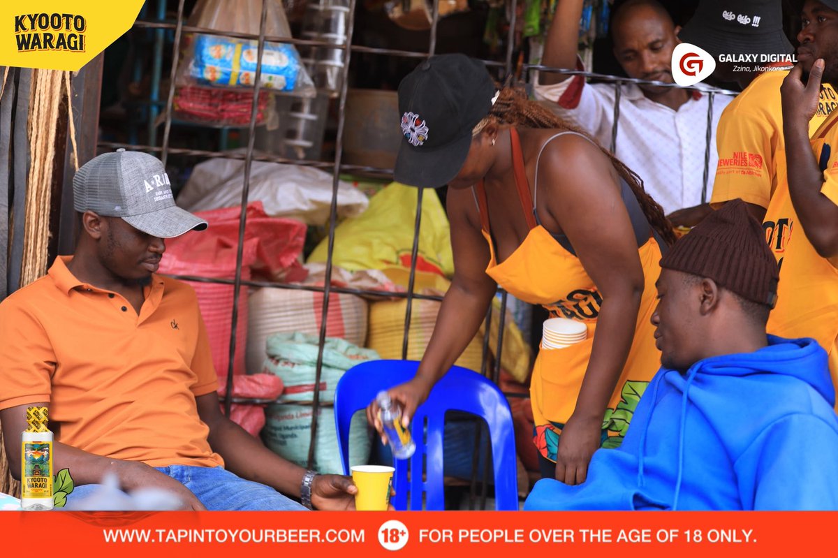 GalaxyFMUg's tweet photo. Great people. Great moments. One unforgettable Kyooto Waragi π
#ZzinaLifeStyle | #KyootoGin | #StrongStartSmoothFinish https://t.co/8Iteu93s1s