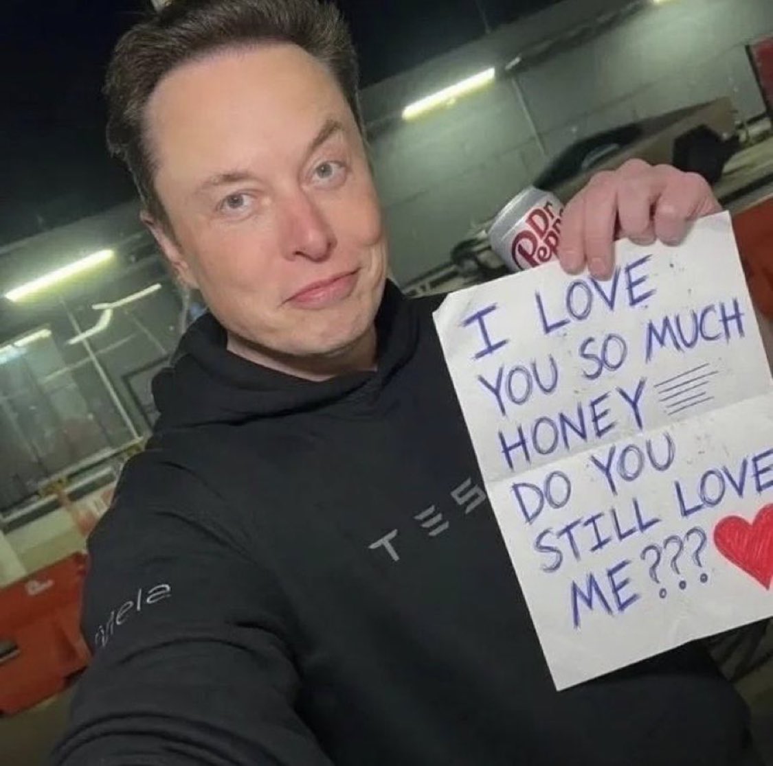 Commentaryb8y5's tweet photo. If “I love you” is just a word, then actions are the language that makes it real. ❤️ https://t.co/i5Xe5bPf6e