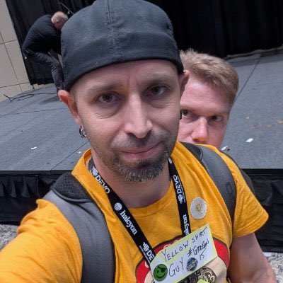 gyratedotorg's tweet photo. @StatePharmJ He’s a true friend and ally to women everywhere. A real contender for best man in the world. Let’s all stand and give him a round of applause. 👏 https://t.co/34417d7k4U