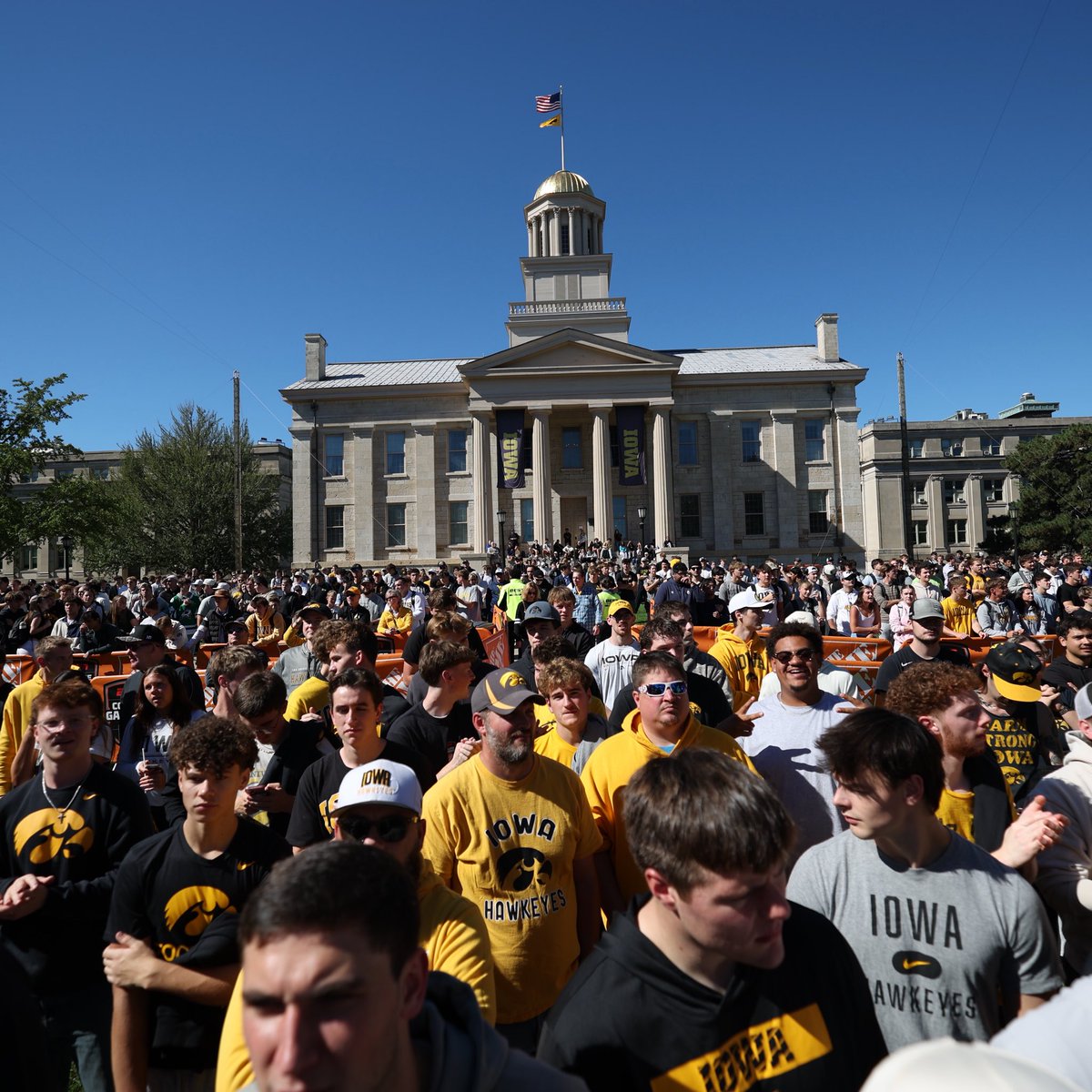uiowa's tweet photo. Hawkeyes showed up for @patmcafeeshow 📣 https://t.co/5oMq059jeF