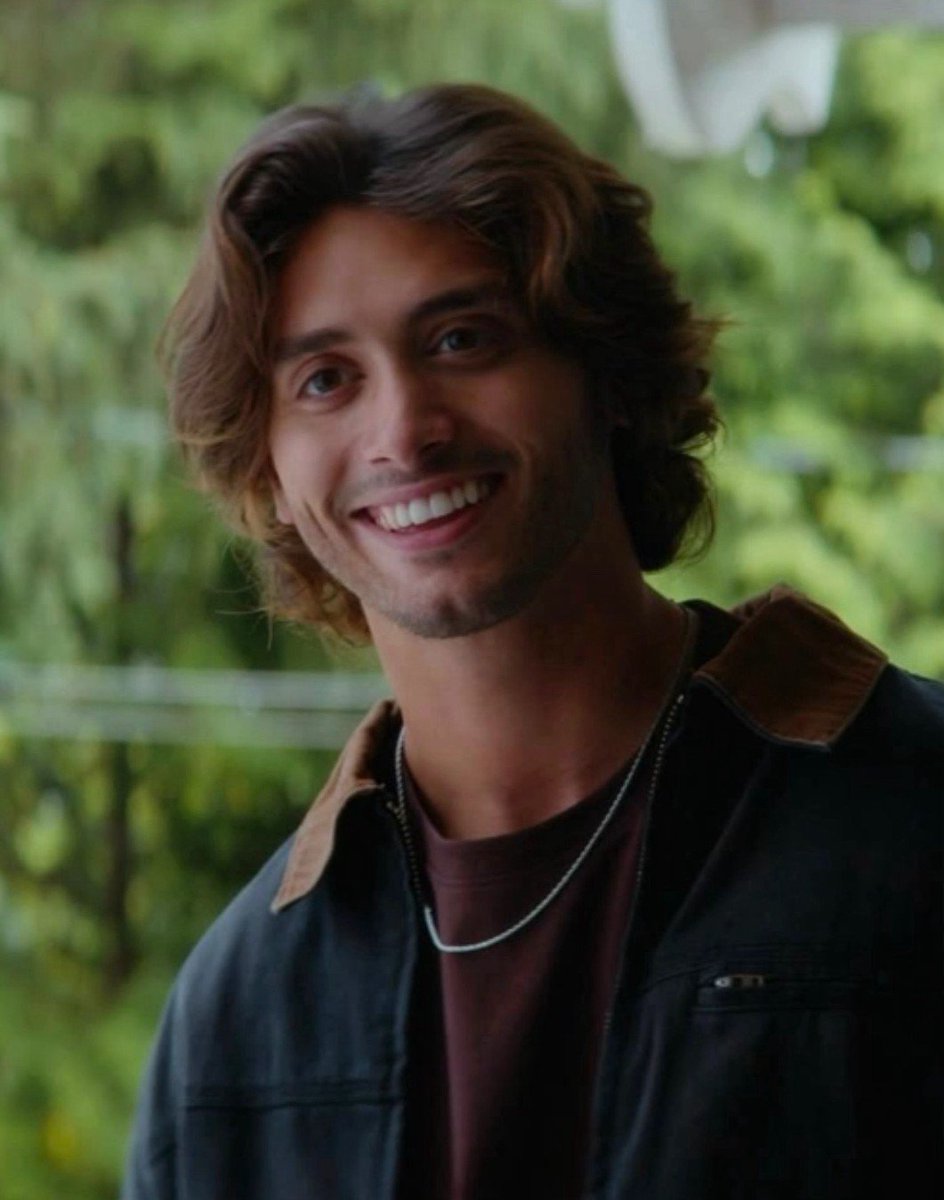 Ana_Quadros99's tweet photo. World Smile Day
#PrimeVideoSmile https://t.co/6T5n4fX6m8