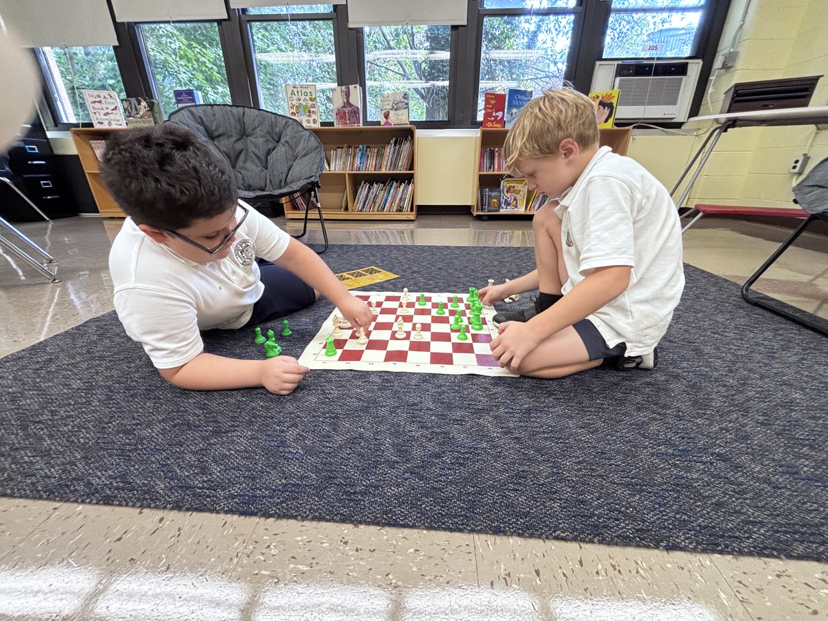 stdomsob's tweet photo. ♟️Keep your friends close and your rooks closer! ♟️

Our Chess Nuts Club met today for some friendly competition, clever moves, and plenty of brainpower. Checkmate Bayhawks! 🦅✝️ https://t.co/qMCaXTmfFd