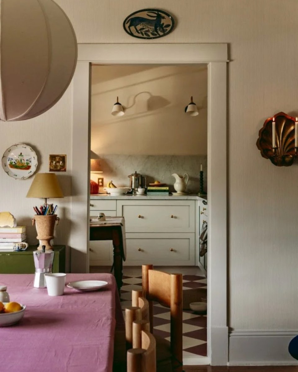 Kathaaa13's tweet photo. Photo by Home Studio List | Photo Shoot Studios on August 25, 2026. May be an image of a table, kitchen table, dining table, indoors, and text. https://t.co/N7i1mbOMC9