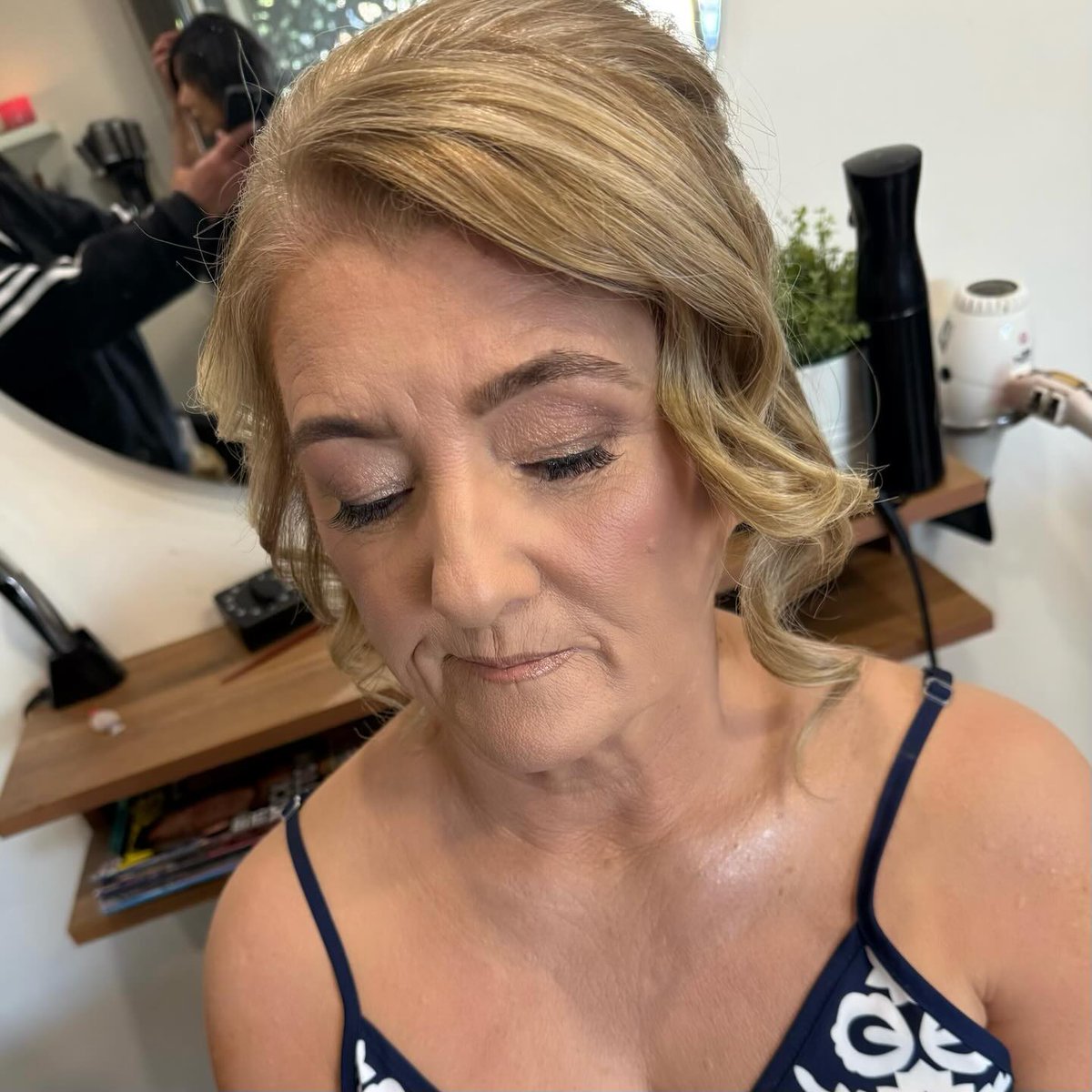 davidramirezgo1's tweet photo. Soft glam makeup look https://t.co/Rf6ckqyRPs