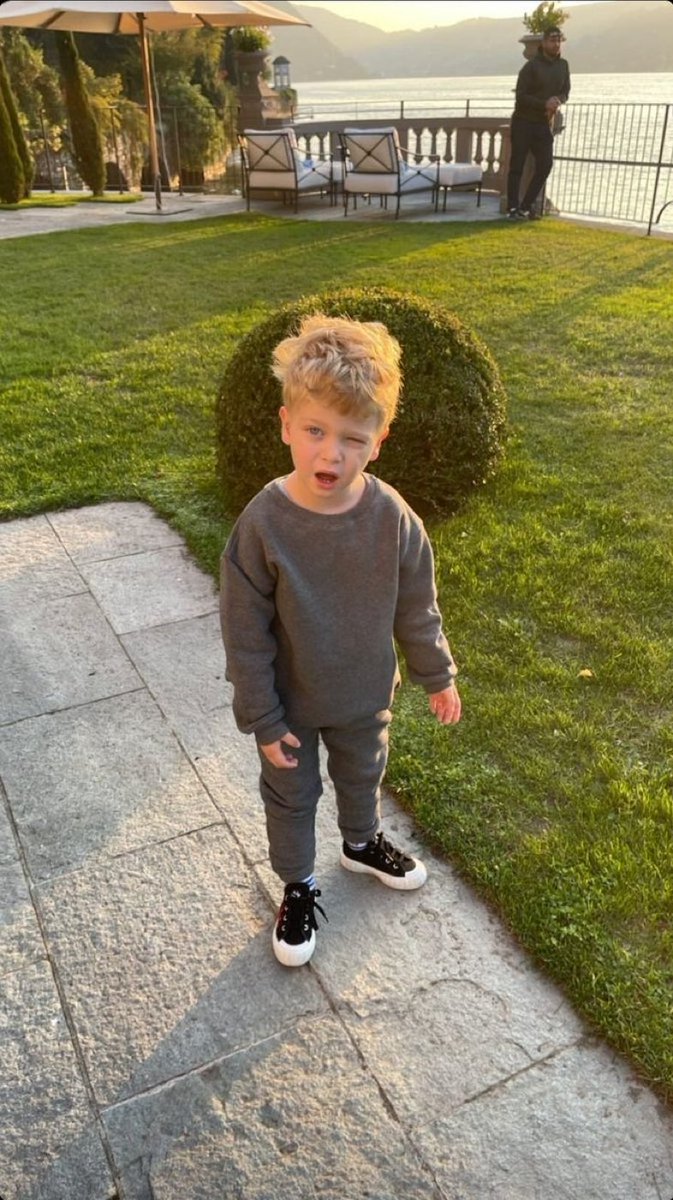 Commentaryb8y5's tweet photo. Be honest: Do you love Lil X?

A. Yes, absolutely ❤️
B. Of course 😊
C. A little bit 😍
D. Not really 🤔 https://t.co/KBbWtnUssL