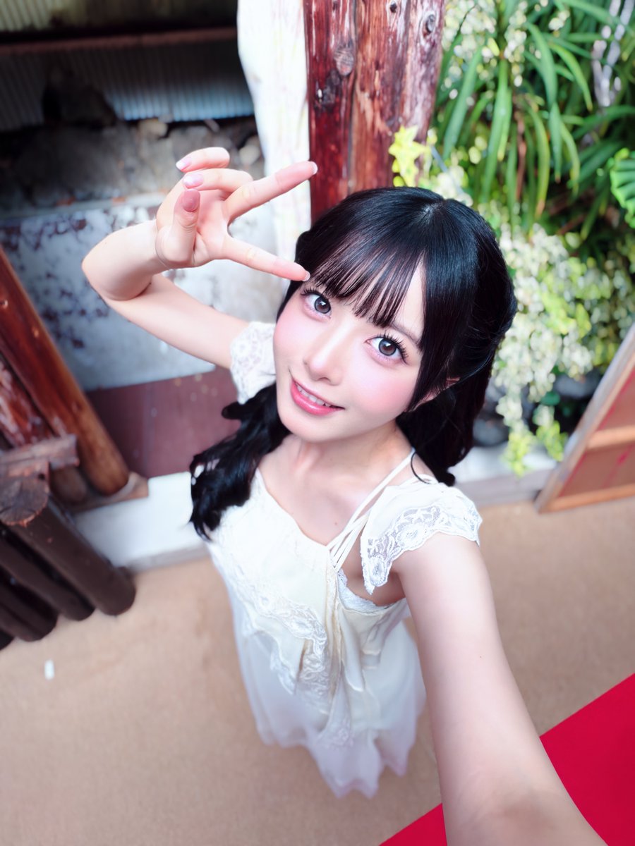 TsukishiroRina's tweet photo. おはよう⸜💛⸝
昨日はYouTubeでFC1周年のお祝いありがとう〜.ᐟ.ᐟ今後のスケジュールとかも話してるのでリアタイ出来なかった方は是非アーカイブみてね🙂‍↕️

秋休みをいただいたので羽を伸ばしてきます〜໒꒱· ﾟ https://t.co/A4sLKJPHac
