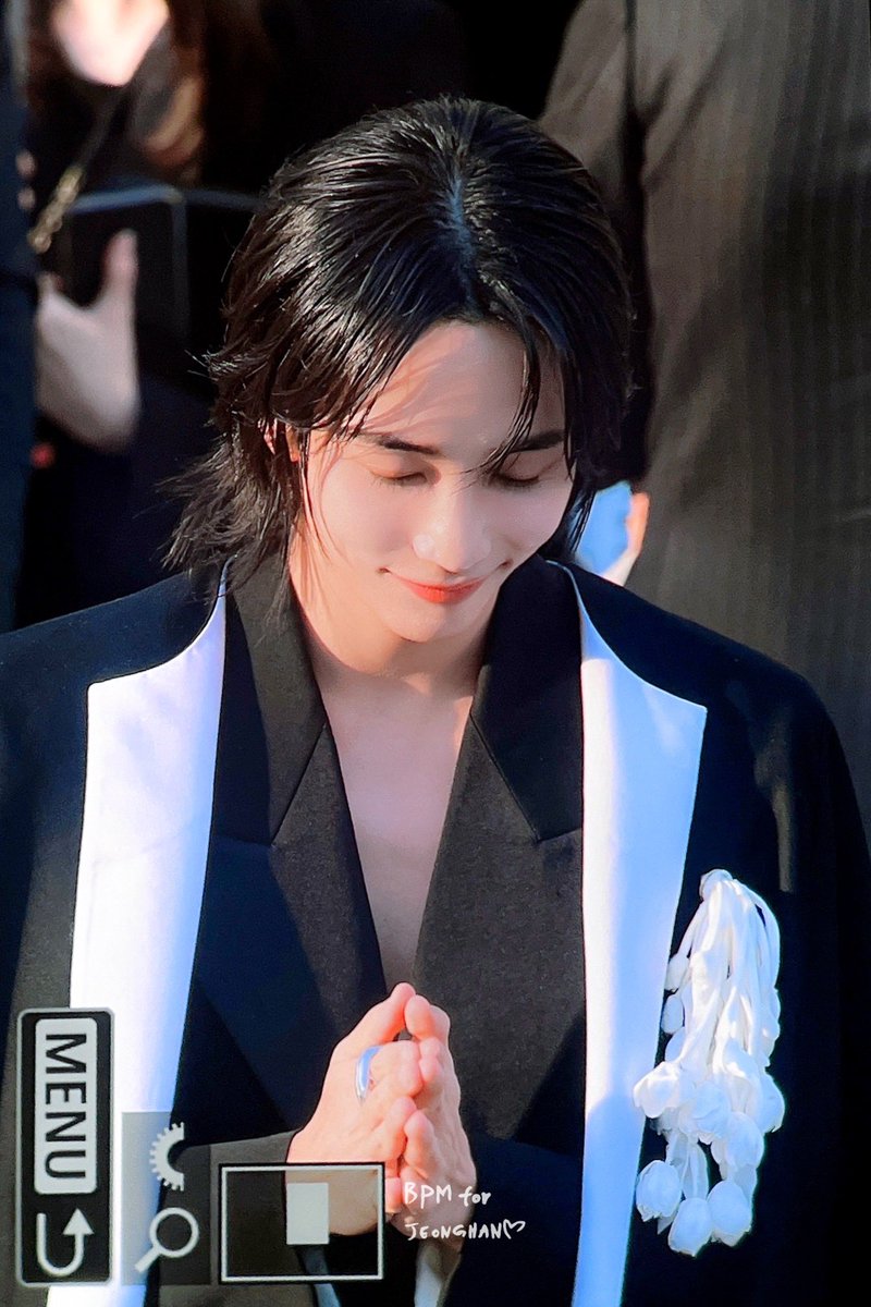 BPM_1995's tweet photo. 261002 쫑자님인사올리십니다
#정한 #JEONGHAN #세븐틴 #SEVENTEEN https://t.co/BiJbAZrA0X