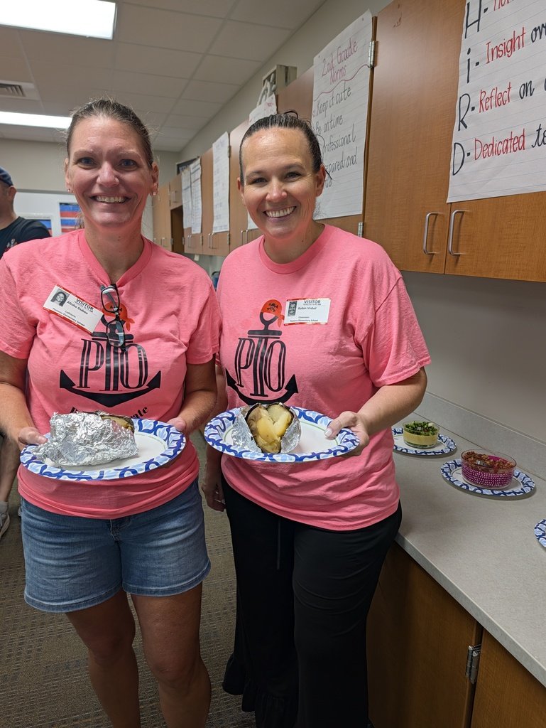 PomonaElem's tweet photo. Our PTO is truly spud-tacular! 🥔 Big thanks to our amazing PTO for treating the Pomona staff to a delicious baked potato today. We are loaded up with gratitude! ❤️ #PomonaProud #StaffAppreciation #Spudtacular #Weseeyou https://t.co/Jfl1OoGK5k