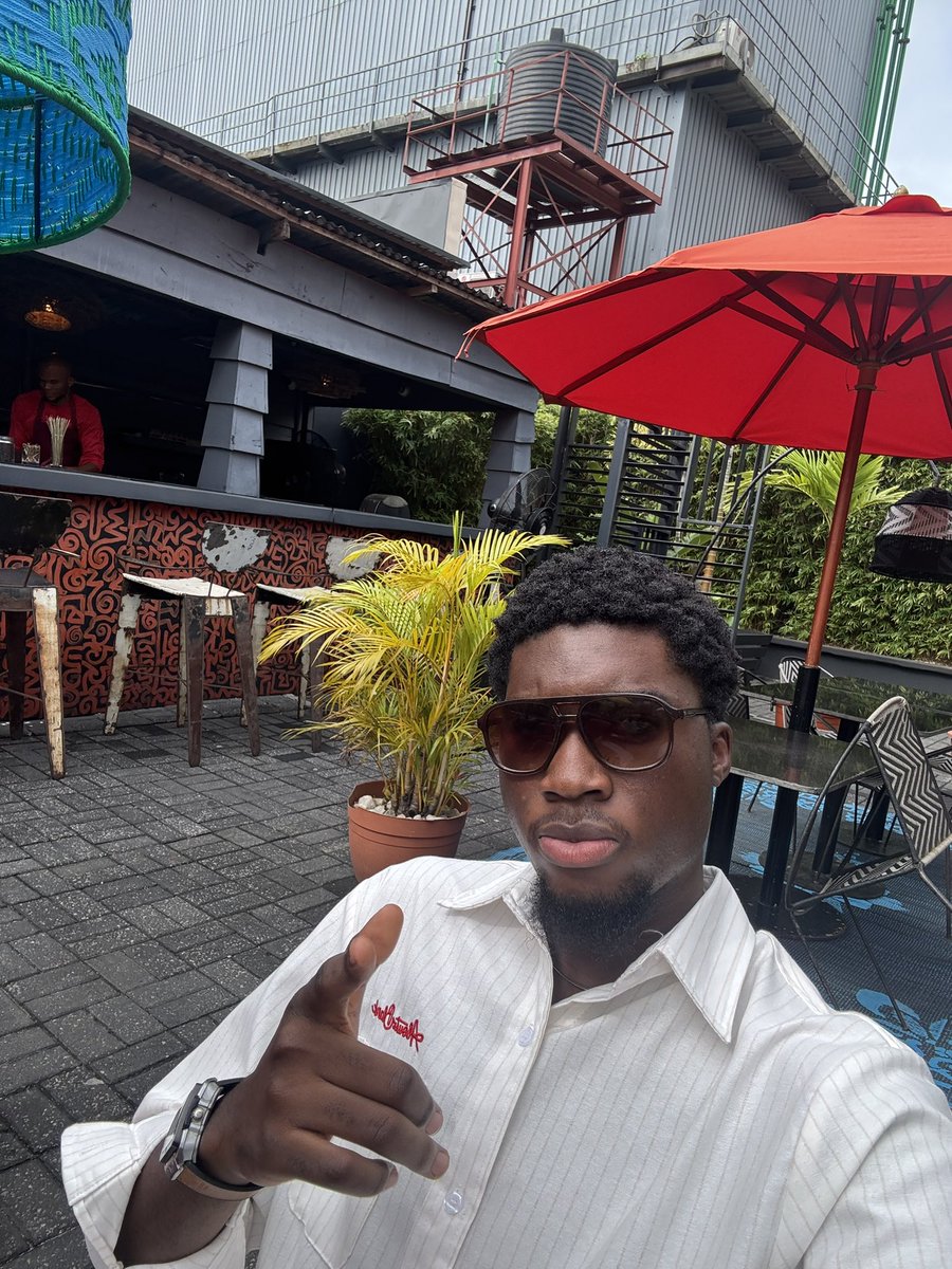 sexydexyy's tweet photo. Fly boy super what? https://t.co/sswu6jkuX7