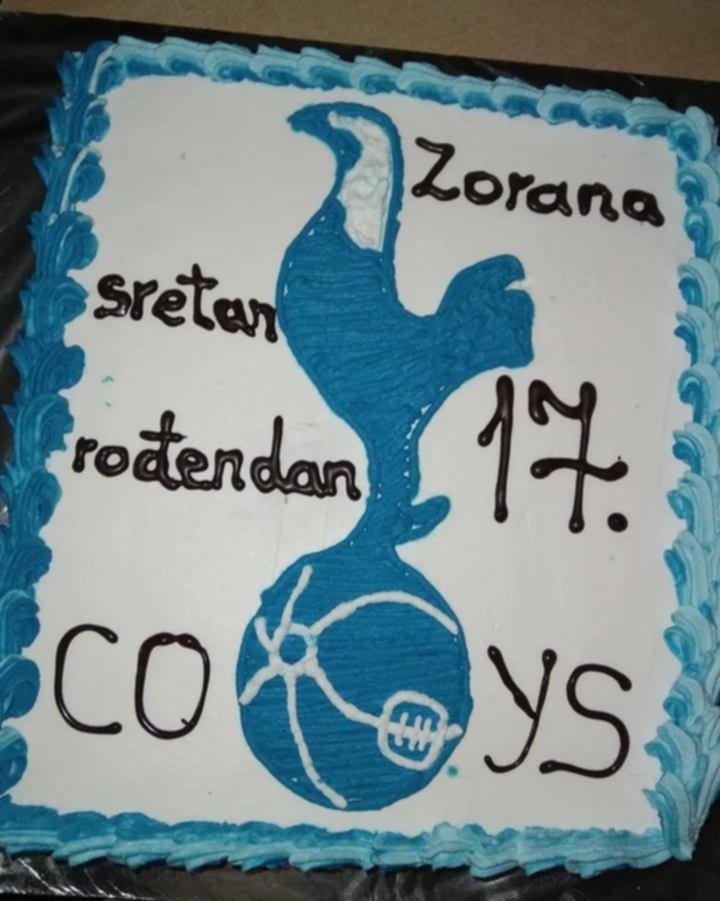 zoranardvnc's tweet photo. moja torta za 17. rođendan je bila absolute cinema https://t.co/iHLRz71Wiw