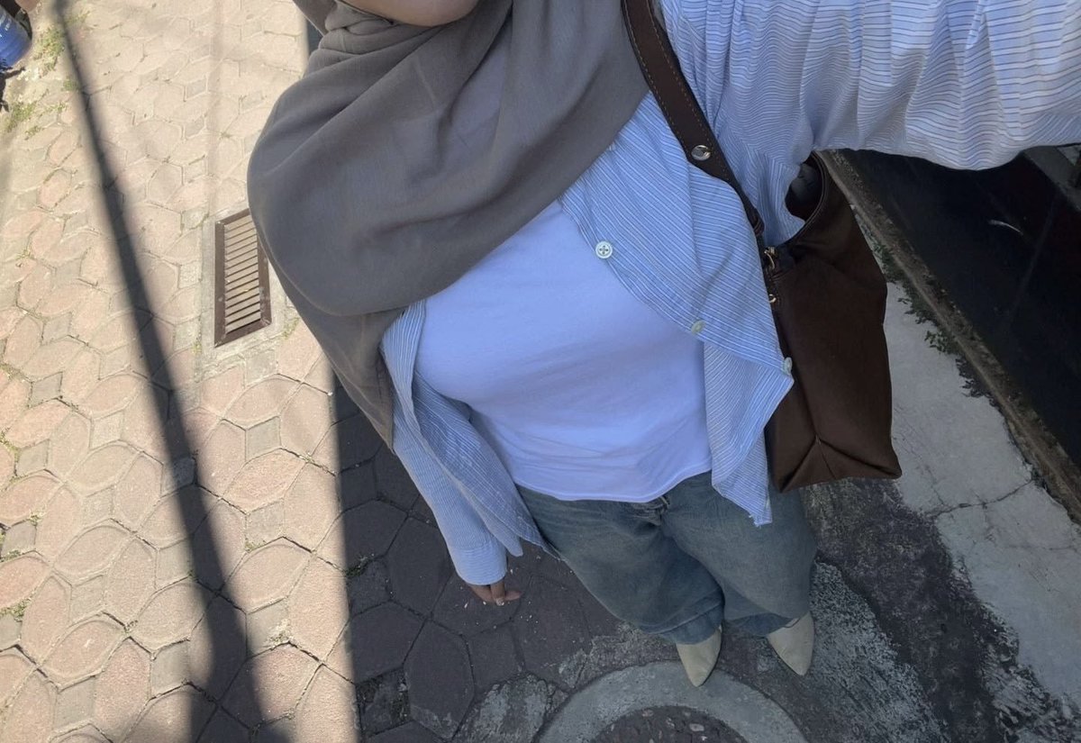 Serinbt's tweet photo. Ade sesape yang nak kongke tak kat Twitter ni hhhh🥰 https://t.co/wsPrdRac6w