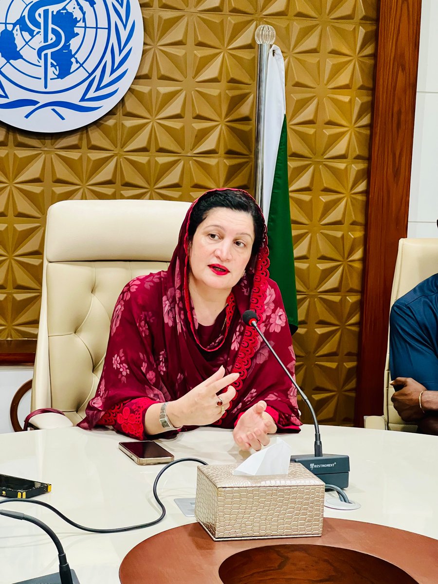 DhoIslamabad's tweet photo. DHO Islamabad attended the two-day refresher training on Clinical Management of Dengue at WHO Country Office, Islamabad, and interacted with healthcare providers. Emphasized early recognition and timely management of dengue cases. #Dengue #PublicHealth https://t.co/RgnVWihfeM