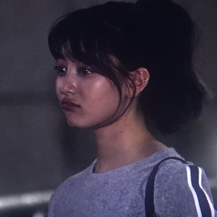 nayeonzyox's tweet photo. Jihyo had such a different vibe back in the day. Such a cute princess https://t.co/WrAqSewVSk