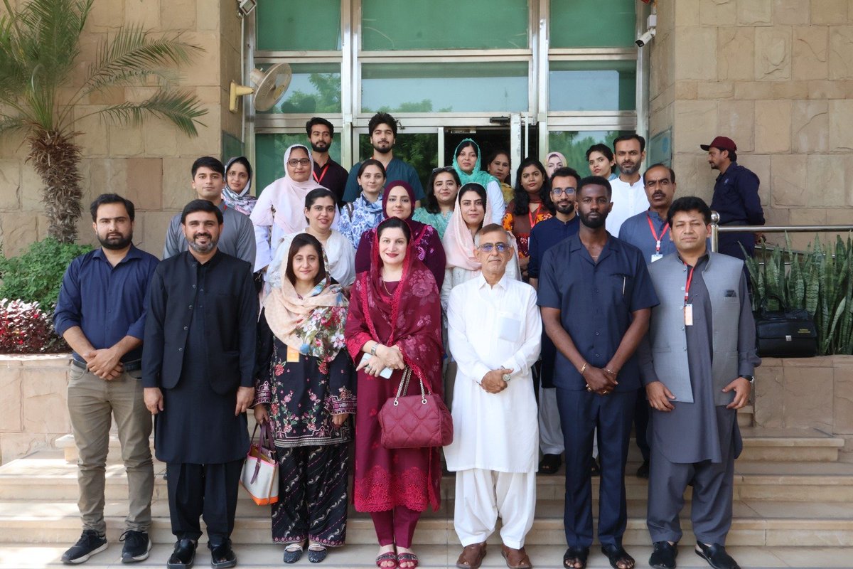 DhoIslamabad's tweet photo. DHO Islamabad attended the two-day refresher training on Clinical Management of Dengue at WHO Country Office, Islamabad, and interacted with healthcare providers. Emphasized early recognition and timely management of dengue cases. #Dengue #PublicHealth https://t.co/RgnVWihfeM