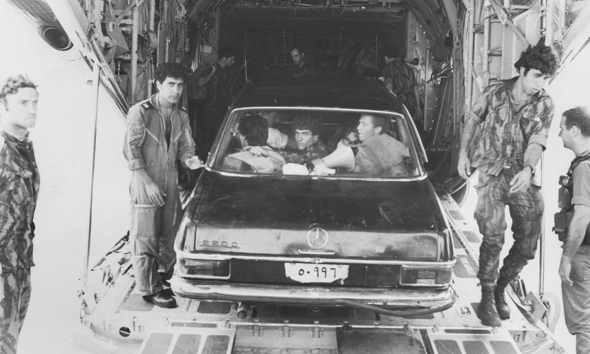 MajorSammerToor's tweet photo. Watch this movie RAID ON ENTEBBE!
26th JUNE 1976 - 3rd JULY 1976 https://t.co/g5a7Nl3Gwq