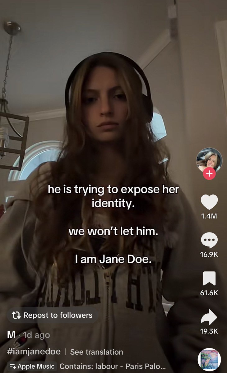 nickymuniz_'s tweet photo. they’re losing it https://t.co/F7JO9mVEpd