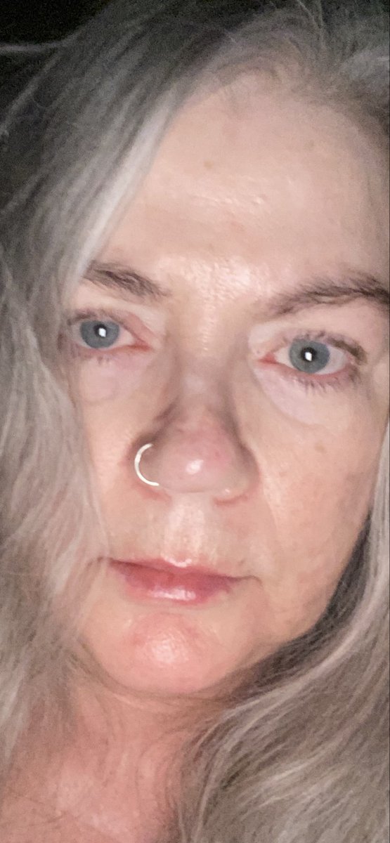 BarbiBlacker777's tweet photo. Finally Friday🌹 best wishes, have lovely day. Take a breath weekend warriors. Almost there. ❤️😍🎸🤘🏻🌞🔒🍸🦋 https://t.co/CNPJ3BNuuU