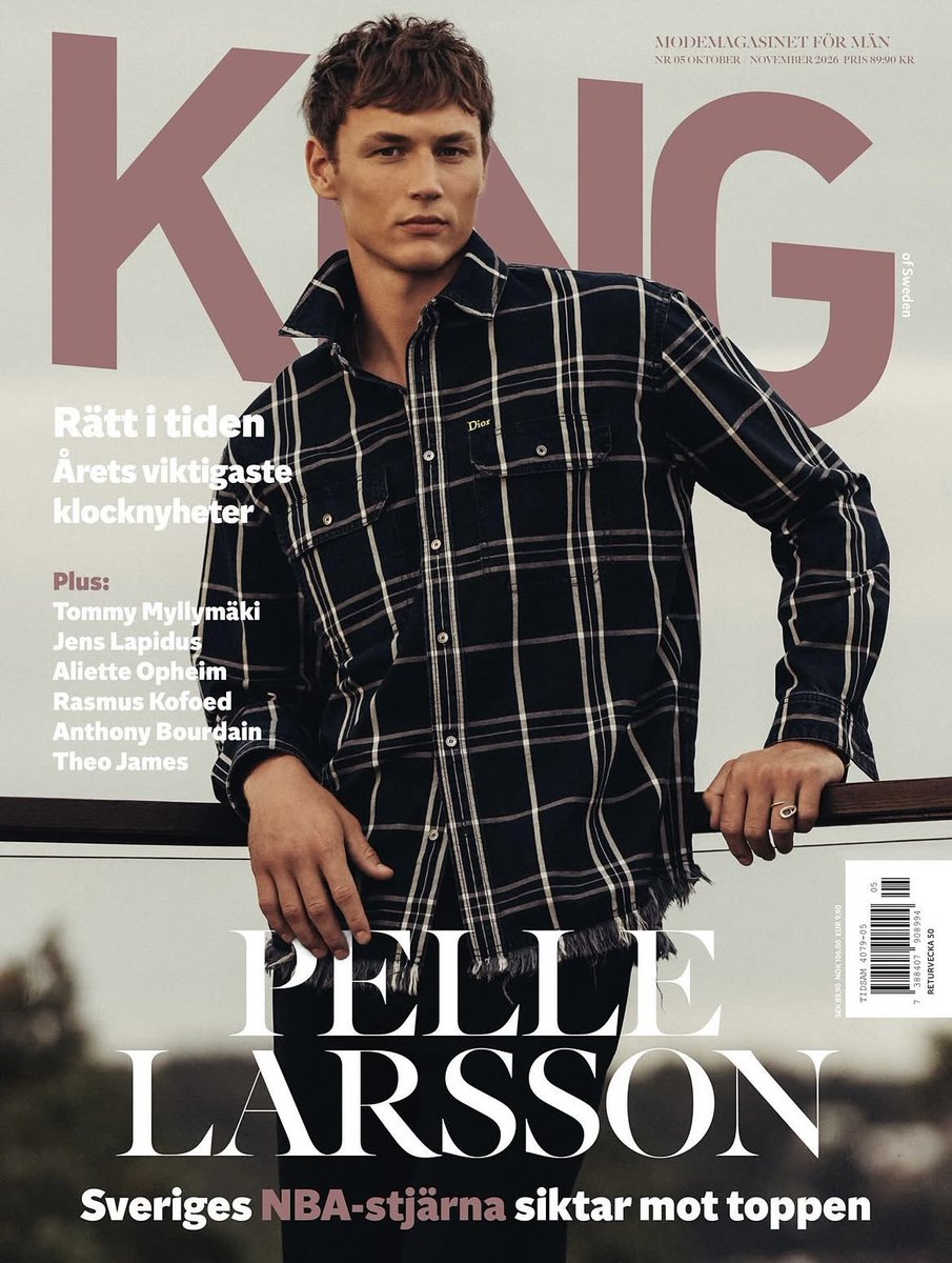 HeatvsHaters's tweet photo. Got an extension, expected to make a jump this season, AND started his modeling career. 

Pelle Larsson https://t.co/arZijNkJVC