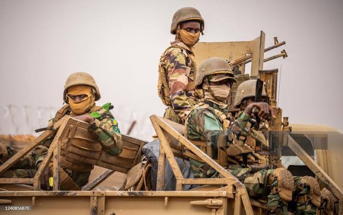 TrendingEx's tweet photo. Confirmed: The proposed 80% military salary increment has finally reflected. The annual wage bill now rises to ₦923bn from ₦660bn.

For context, a Private who previously earned about ₦103k now receives ₦190k, while a Lance Corporal previously earning about ₦110k now gets about ₦202k

Private to Staff Sergeant get 80% increase, Warrant Officer to Colonel get 50%, while officers above Colonel receive 30%, effective September 1.

Follow @CitizenMonitors a platform to track 2027 elections results in real time || https://t.co/1jqs7eUmth