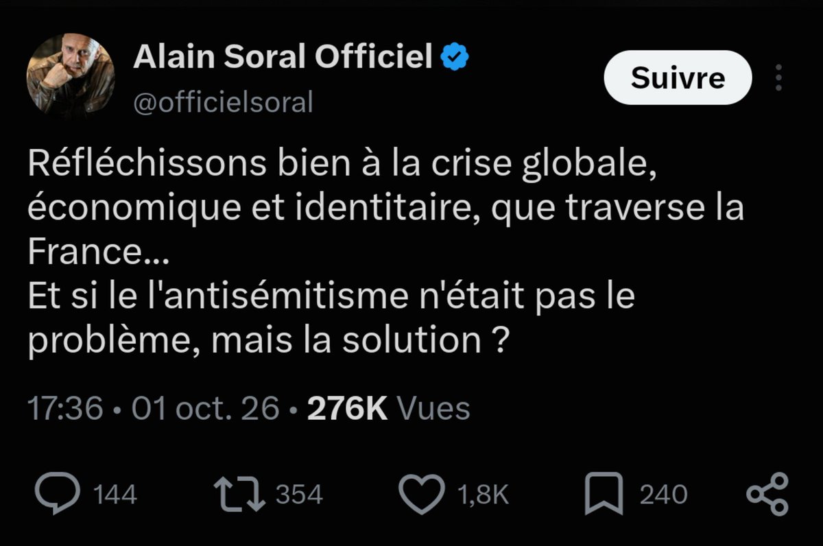 uejf's tweet photo. Jordan Bardella, 2013 : les analyses de Soral sont « justes car tout se vérifie dans les faits ».

Alain Soral, hier : « Et si l'antisémitisme n'était pas le problème, mais la solution ? »

En 2013, Bardella écrivait aussi : « La politique, c'est de la com. » On avait compris, la dédiabolisation, c'était du marketing.

On le savait aussi : Alain Soral a deux familles politiques.
La première est au RN. Son élève écrivait que « les banques sont toutes détenus par des Juifs ». Aujourd'hui il nie tout, et il veut Matignon.
La seconde est à LFI : David Guiraud a appris le conflit israélo-palestinien dans les vidéos de Soral, qui l'a ensuite soutenu publiquement. Rima Hassan le retweet. Alors les leçons sur l'antisémitisme, non merci.

C'est le projet de Soral : il veut réunir l'identitaire et l'anticapitaliste contre un ennemi commun. À droite, cet ennemi s'appelle « les élites mondialisées ». À gauche, « le sionisme ». 
In fine, ce sont toujours les Juifs.