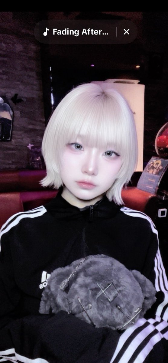 ro4_4_'s tweet photo. どっち派？ ·͜·
#コンカフェ
#コンカフェ嬢
#自撮り界隈
#コンカフェ営業
#いいねください
#いいね返し https://t.co/v4MMgzVdIk