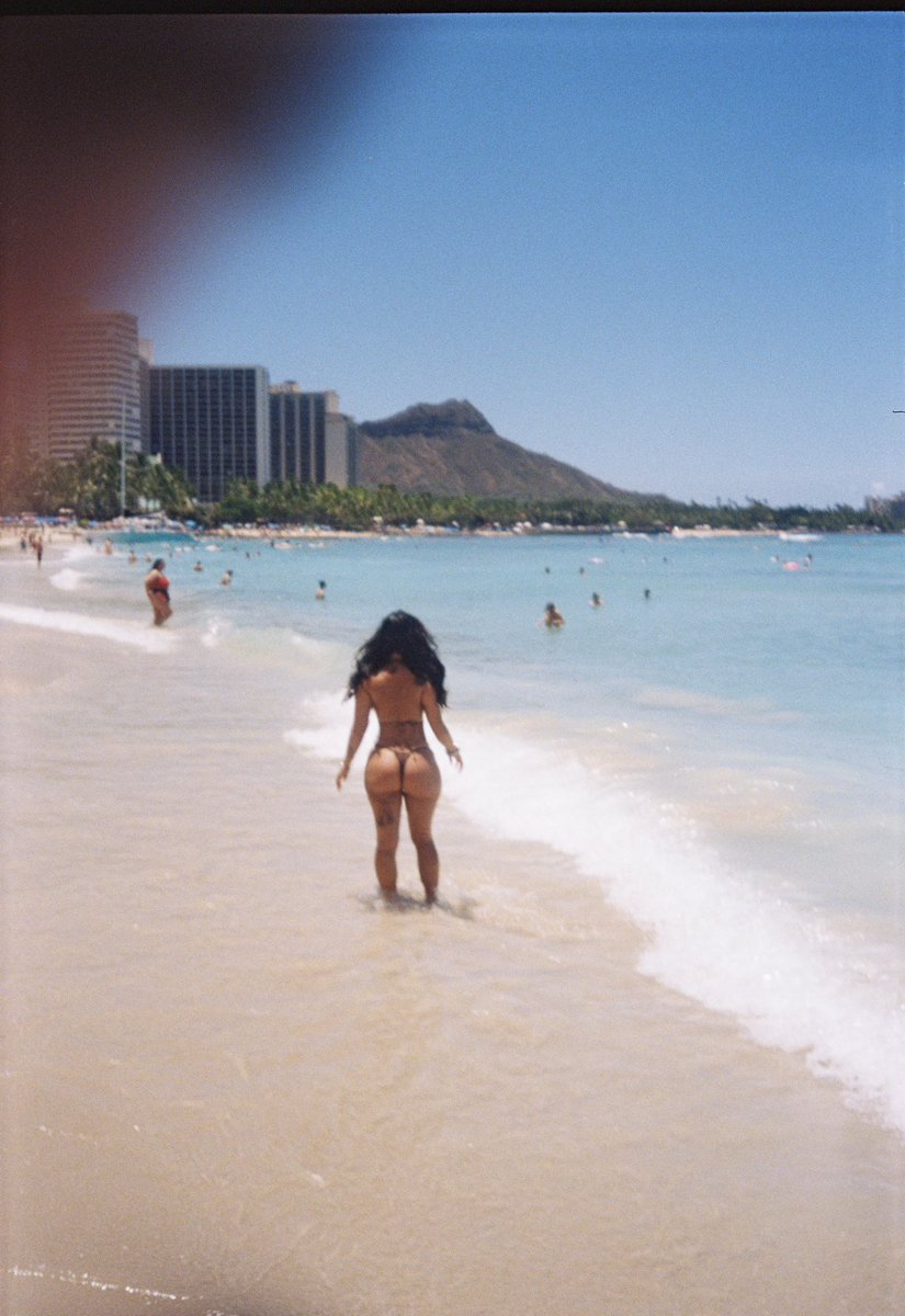 linglinglomein's tweet photo. HAWAII IN FILM (2025) https://t.co/2YDt97NY2t