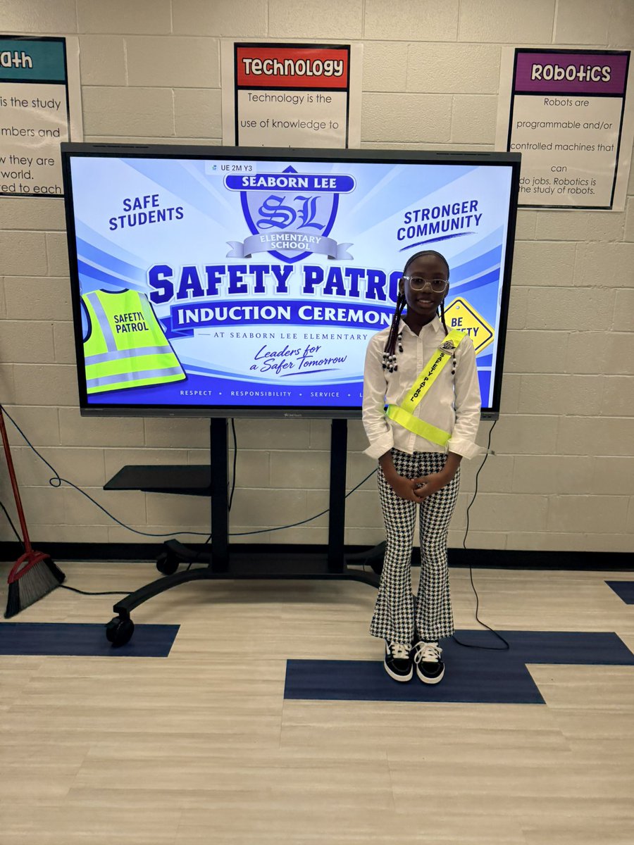 KGeducator8's tweet photo. Congratulations to our @SeabornLeeES newly inducted safety patrol members. @AlchemistofEDU @RonMaxwellFCS1 https://t.co/XsTlWlmv0M