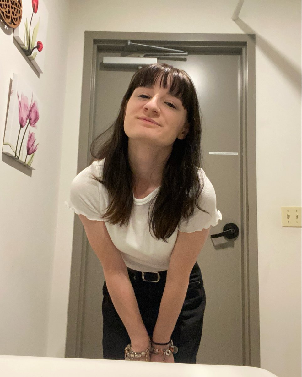womenswiper's tweet photo. barely took any photos of myself this week so take this last minute one 😚
#phanniefriday https://t.co/TEHzOsqa9f