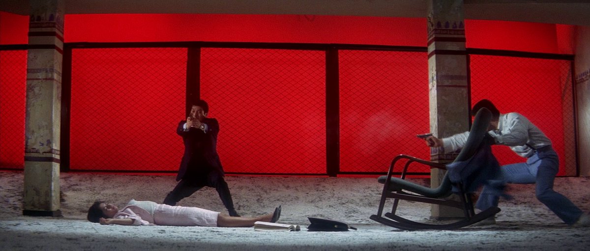 Retrofilmm's tweet photo. Tokyo Drifter (1966) dir. Seijun Suzuki https://t.co/pOPFURfBH1