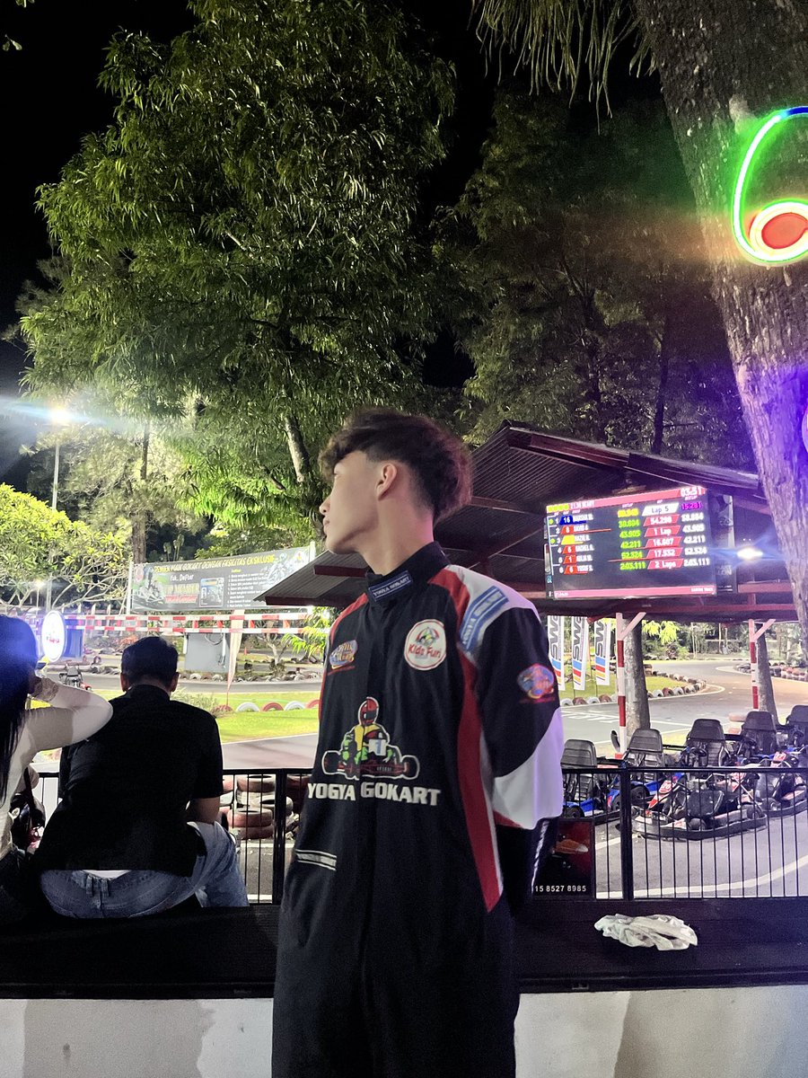 zavirxo's tweet photo. gocart??
#gayjogja https://t.co/AxragHdeCU