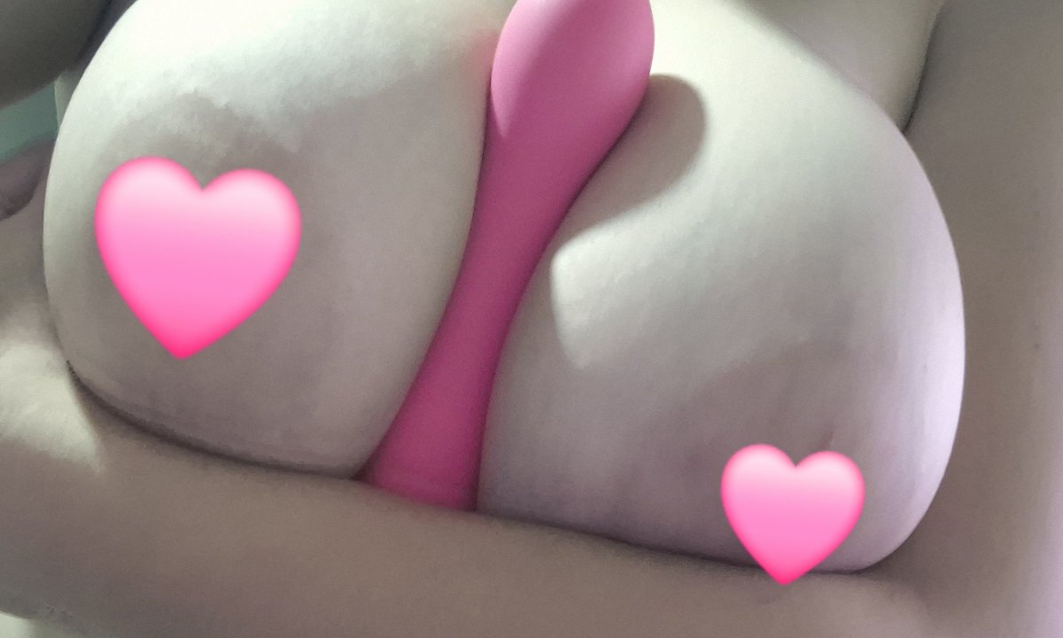 rinithicc's tweet photo. you wish to be on those? 🍪 https://t.co/zxKK2lH3YW