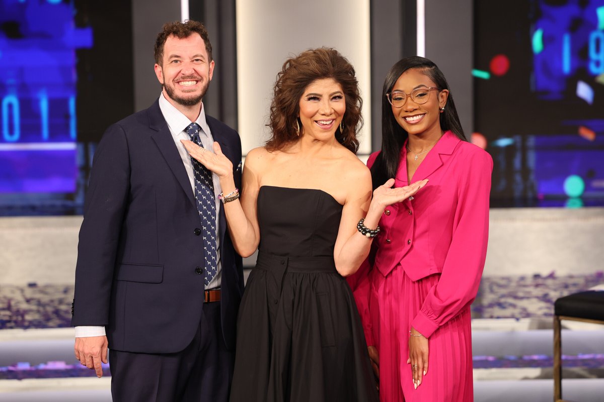 CBSBigBrother's tweet photo. second place, forever a star ⭐️ we are so proud of our girl, taylor brown! #BB28 #BigBrother #Finale https://t.co/9MUjz7E63H