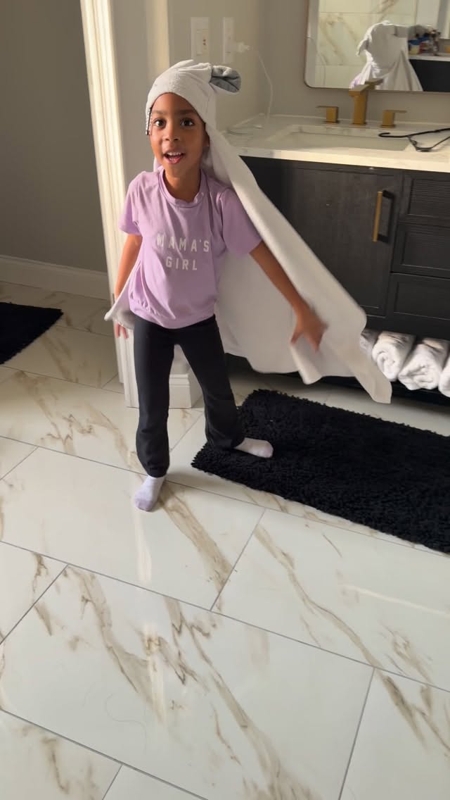 Itchegoooo0's tweet photo. Legaci is glad that trouble don’t last always. I appreciate the Gospel music I grew up hearing. My daughter will hear it too. https://t.co/43Ne5DrRIf