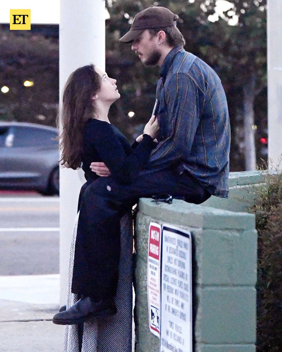 DrewStarkeyInfo's tweet photo. Mais de Drew Starkey com Cailee Spaeny recentemente em LA.

📲 entertainmenttonight via Instagram. https://t.co/JWIrW9DNpP