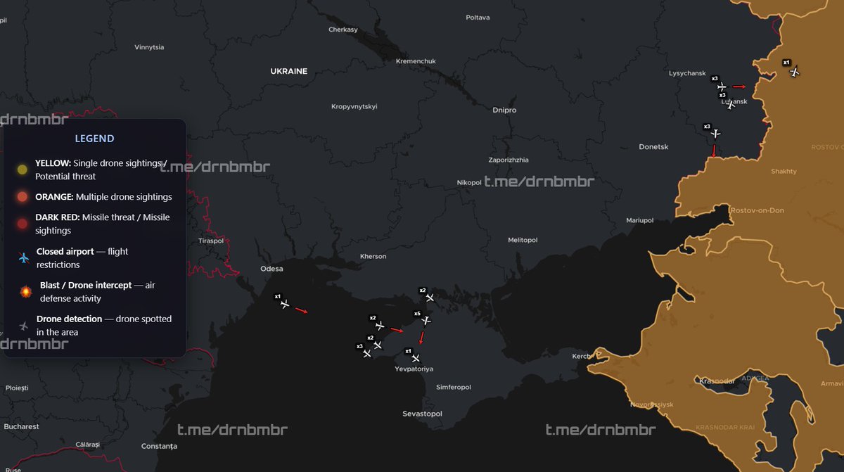 DrnBmbr's tweet photo. 🚨 20:33 | Air Situation over the Swamps

There’s activity again tonight. Most detections are currently around Voronezh Oblast, with little birds also over Bryansk and Kaluga Oblasts, and isolated detections in other regions.

Some UAVs have already moved fairly deep into Kaluga Oblast, and according to Russian monitoring resources, separate groups are heading toward Moscow Oblast. We’ll see if they make it 👀

In the south, there is separate activity around Rostov Oblast, while groups are once again being detected over the Black Sea near Crimea.

And if the little birds are already trying to reach Moscow, we’d really like to hear some news from Kapotnya again. The Moscow Refinery is being actively restored after previous strikes, so we’ll see where the UAVs manage to reach this time.

UAV detection data is based on Russian monitoring resources. The information is approximate.