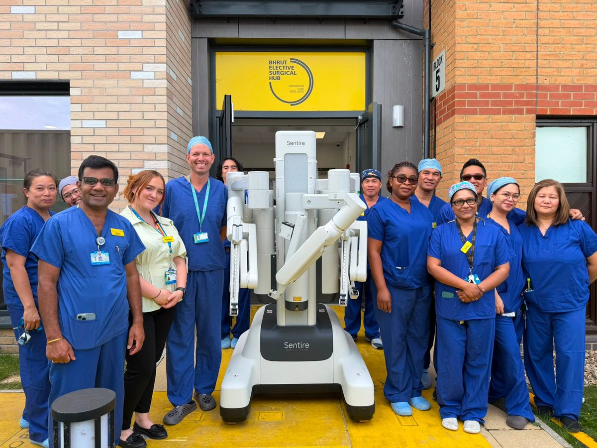 DivNhs's tweet photo. 🚀Advancing innovation,care &amp;excellence in robotic surgery @BHRUT_NHS

We’ve doubled our robotic platforms,adding 2 Cornerstone consoles to our 2 Intuitive consoles, supporting emergency &amp;elective surgery across our Hospitals

High-volume day-case robotic procedures coming soon🤖 https://t.co/mHX5UL9wb0