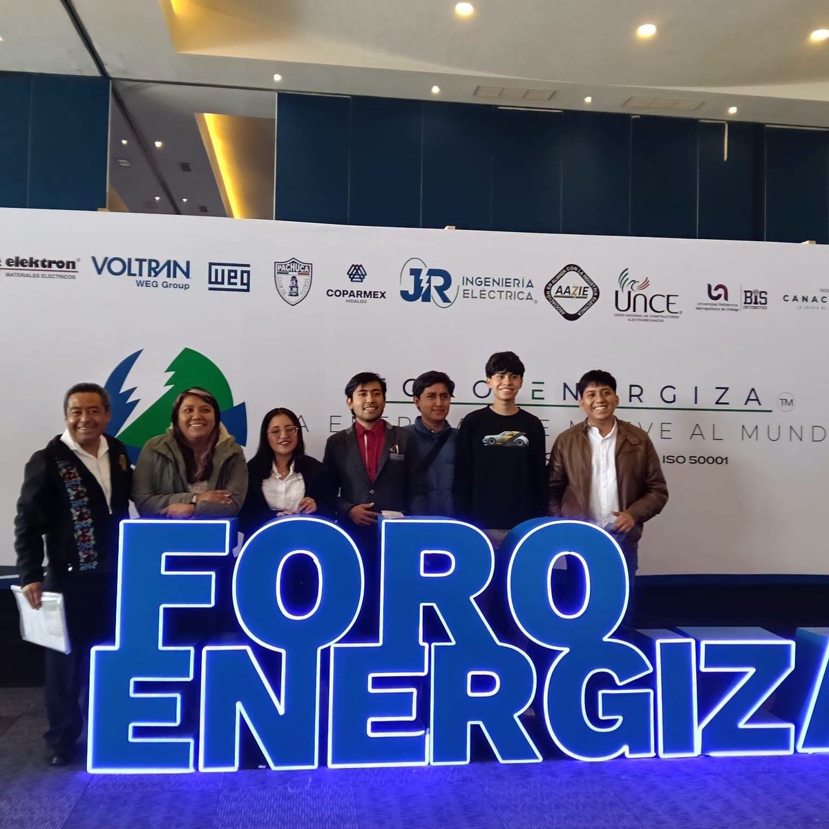 up_energia's tweet photo. ⚡ La #UPE participó en el #ForoEnergiza, fortaleciendo su presencia en espacios de encuentro y vinculación del sector energético.

Seguimos formando talento humano para los retos de la industria y la sustentabilidad energética. 🌱 https://t.co/aWRnSpRFRd