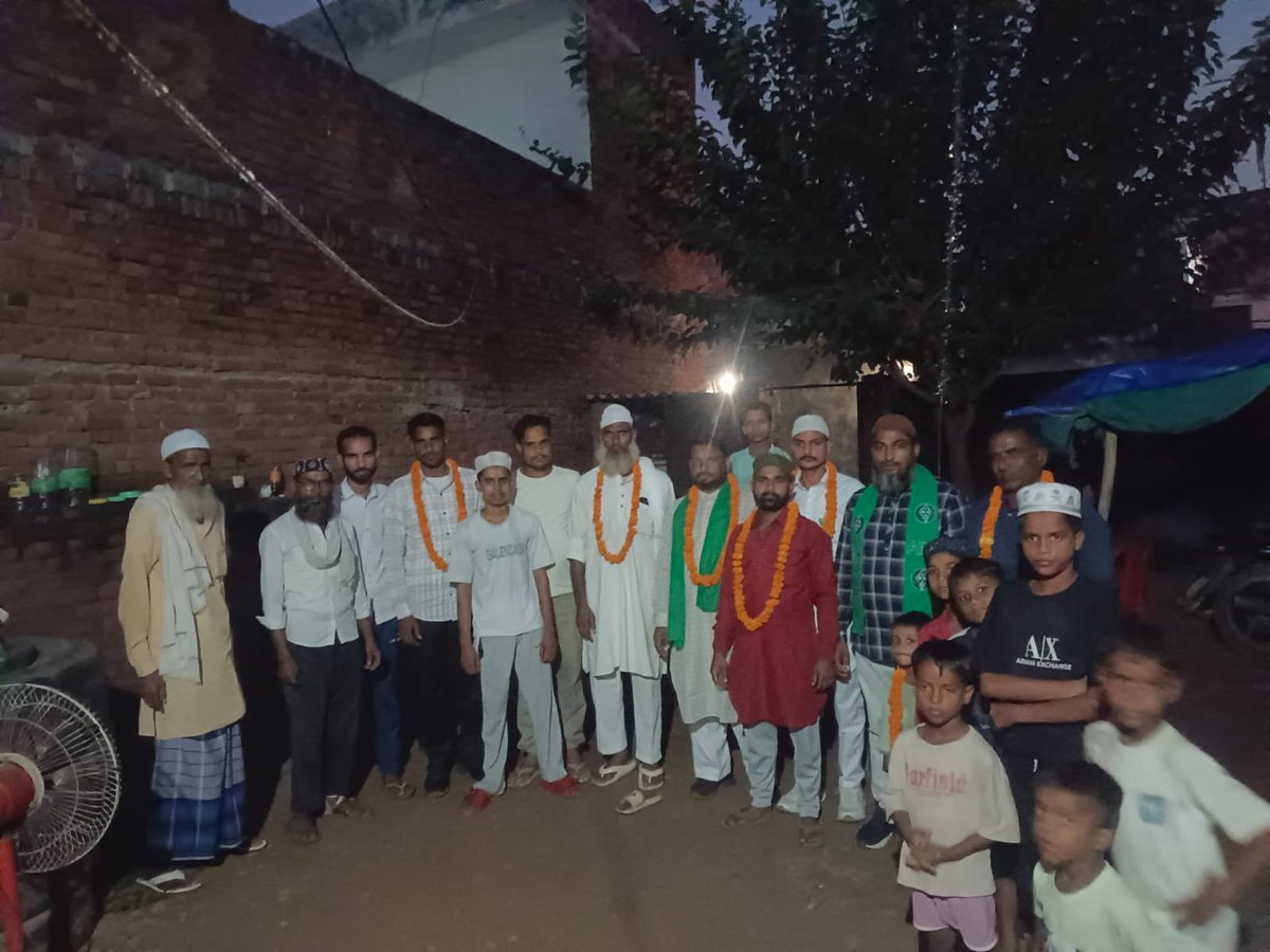 aslamadvocate6's tweet photo. AIMIM बरेली शरीफ में आज दिनांक 2 अक्टूबर 2026 को 120 भोजीपुरा विधानसभा में सदस्यता अभियान शुरू किया भोजीपुरा विधानसभा के गांव अभयपुर में बड़ी संख्या में लोगों ने पार्टी की सदस्यता ग्रहण की https://t.co/Z0vDd6p5dM