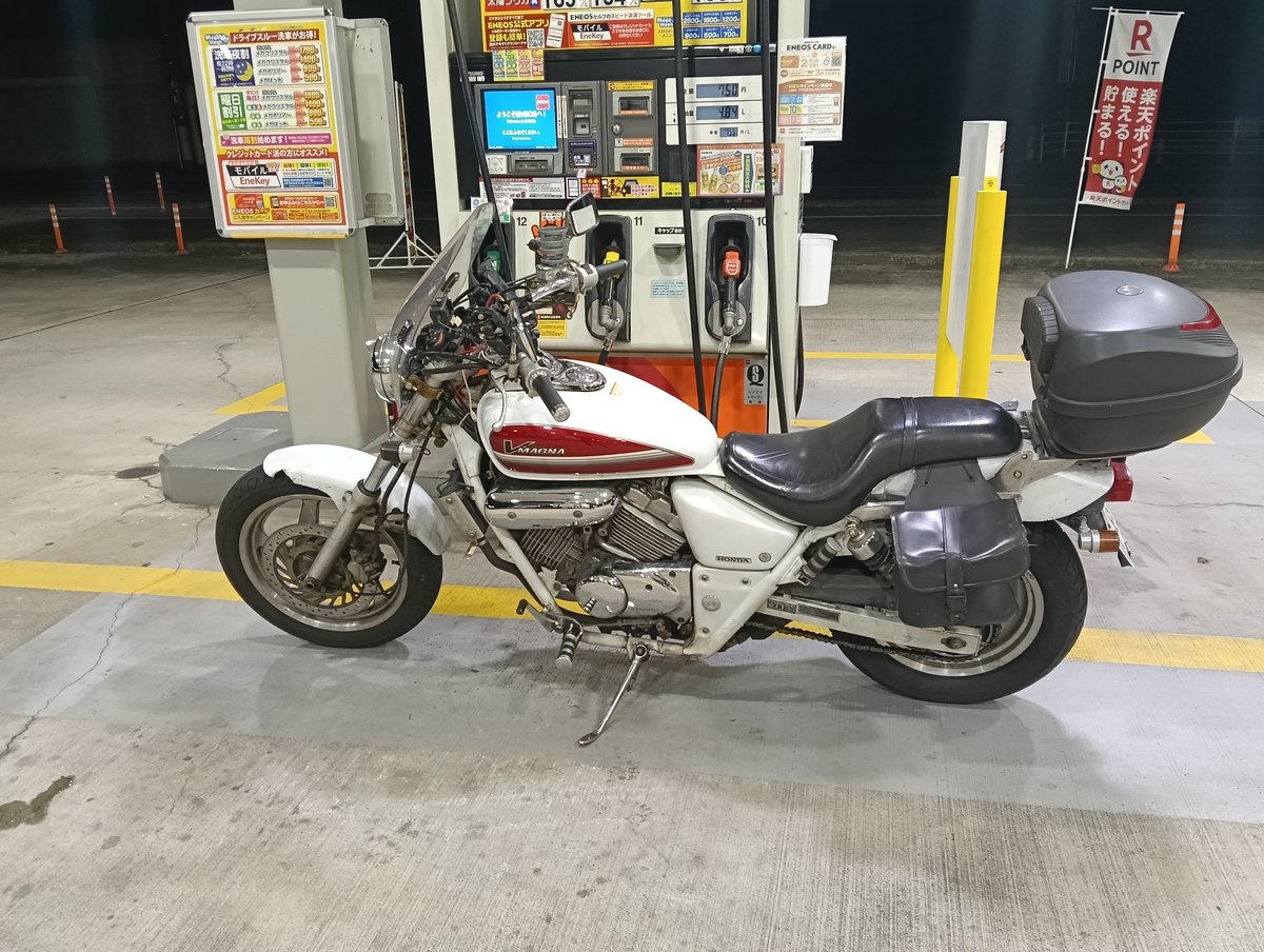 MagnaTakehiko's tweet photo. R6石岡市内で給油🏍 https://t.co/z5XGZQz1C5