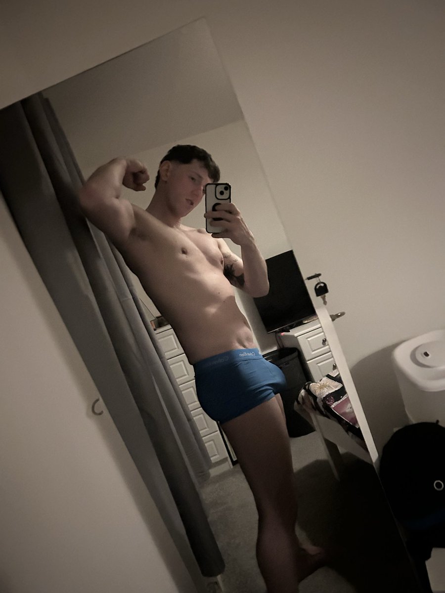 Arrygrows's tweet photo. Here’s more and I enjoy attention so https://t.co/DjUVFCuCqv