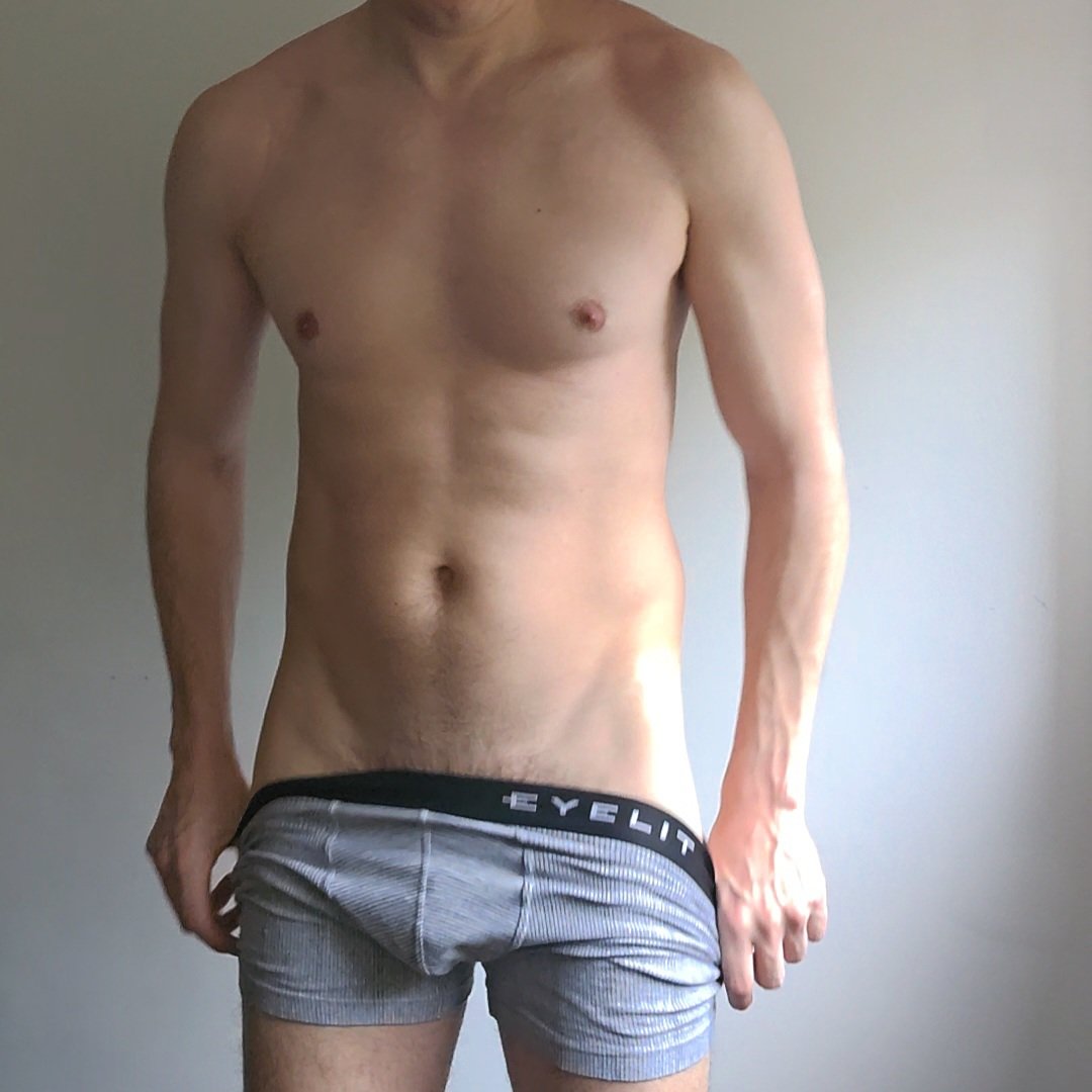 chub_lover84's tweet photo. Solo un rato, después se va https://t.co/ovWucVhVep