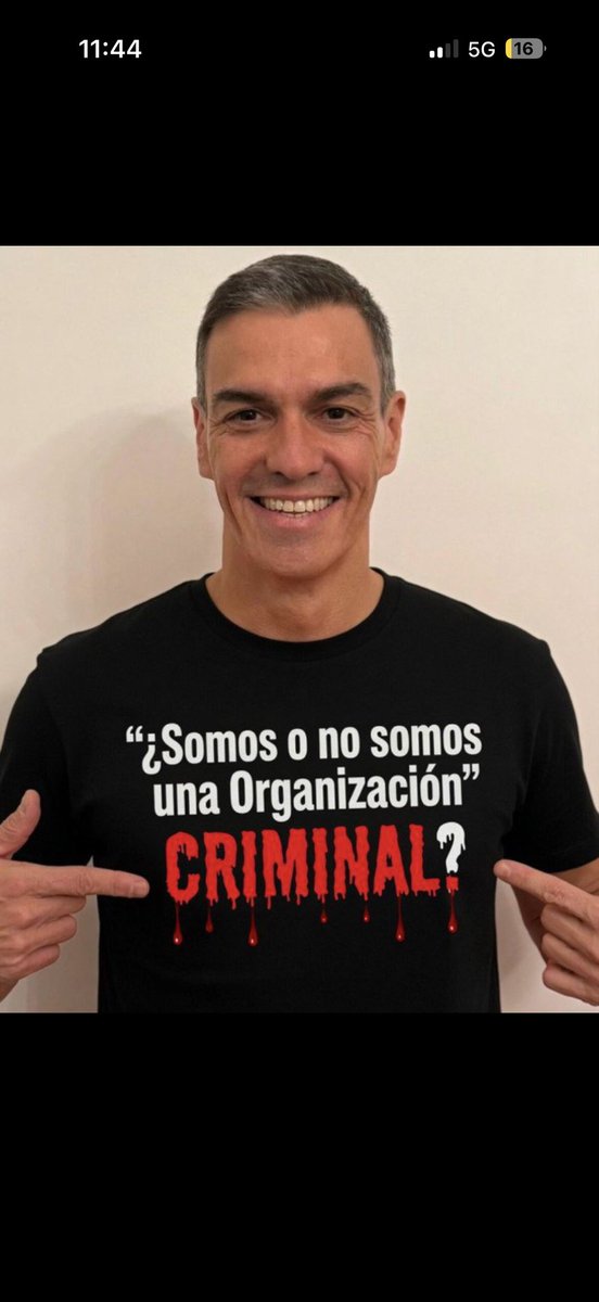 Yzy_008's tweet photo. @Apu_elrojo 8 años en el gobierno https://t.co/GGlkFT6XgK