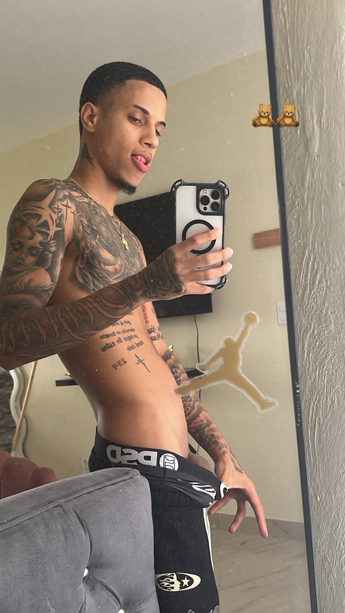 DaironTattedFoo's tweet photo. 🤤 https://t.co/5qPavtDP5u