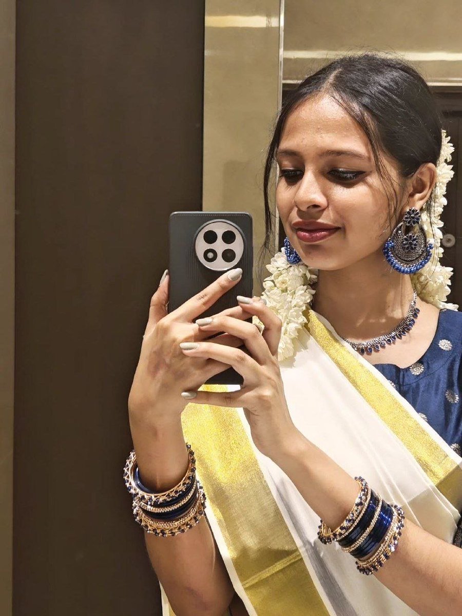 nivi994400's tweet photo. Mallu cutie Hot 🥵🔥
More Hot🍑 videos 🥵 on my Telegram group link 🔗
Join here  and Have Fun
https://t.co/oo8fGUIs5t https://t.co/41PzIlK0Ab