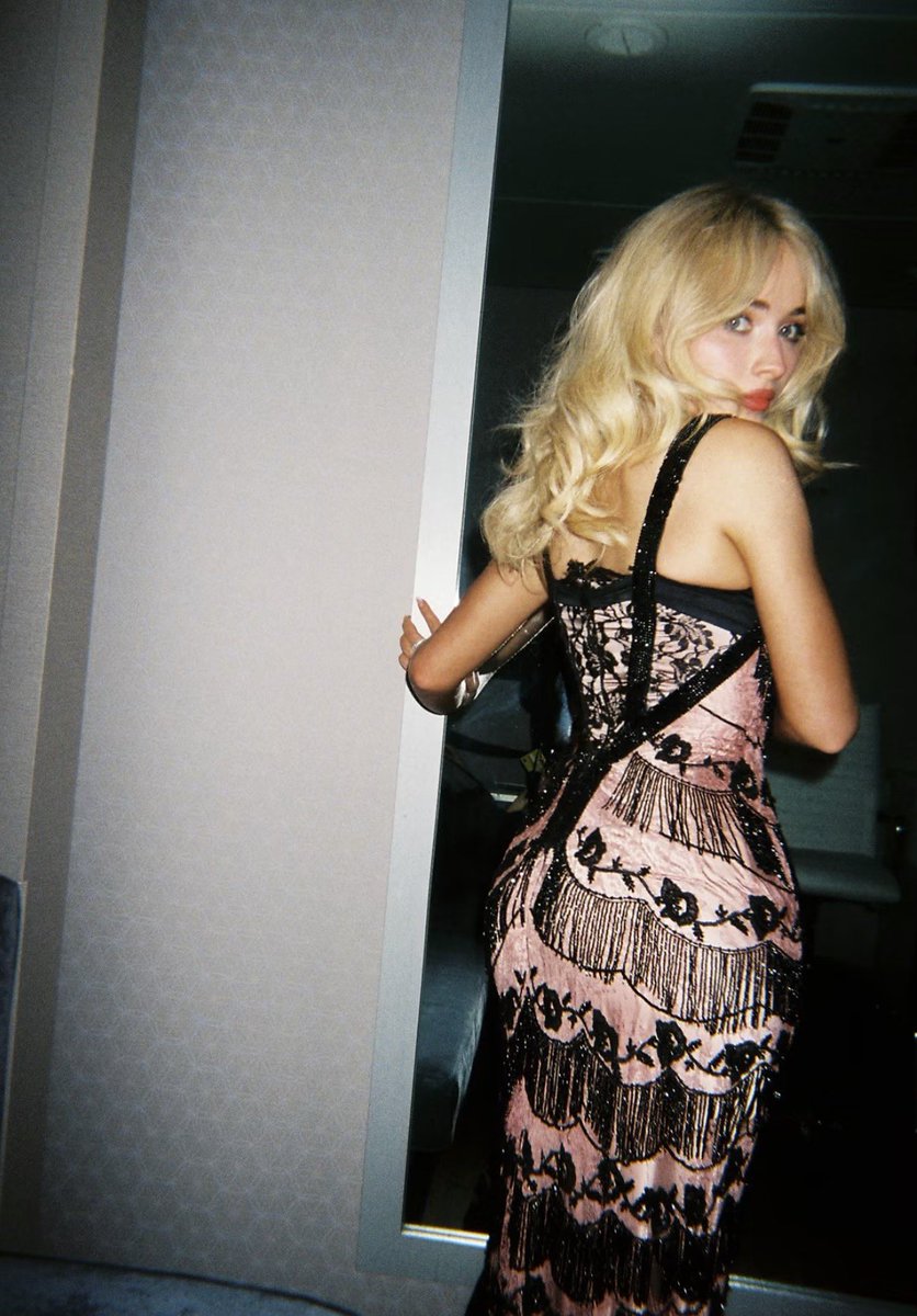 eternalsabrinas's tweet photo. MY GIRL https://t.co/PYKnMRGUtM