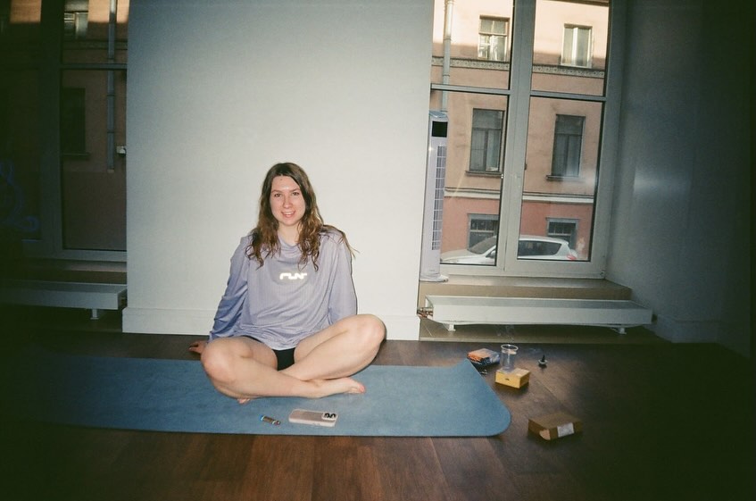 Rocarlos14's tweet photo. My yoga class and a traditional breakfast after. Dream work, dream weekends, dream people around. Come to my yoga class, friends. Film by Ana Visualizes https://t.co/Eaao83Rn6t