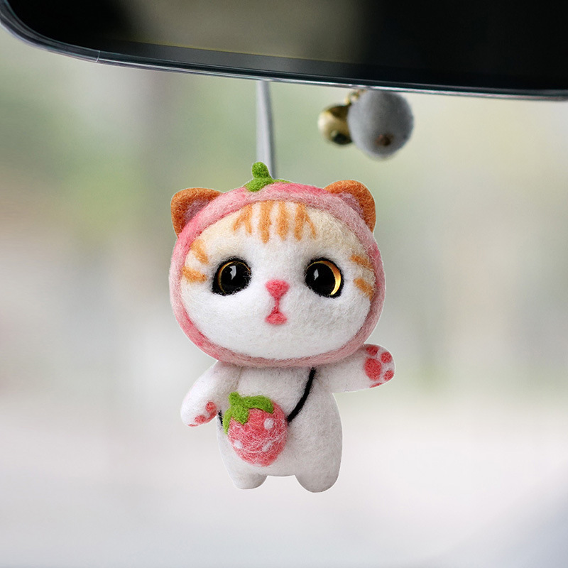 AliyahMaketp's tweet photo. Hoy hice llaveros de fieltro con formas de gato! Son super fáciles de hacer y perfectos para regalos. ， https://t.co/nsVipZAVTp