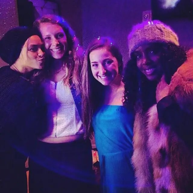 beytrash's tweet photo. jan 2014, miami: Beyoncé overhears two girls singing her song “party” in a private karaoke room near theirs, so she and kelly crash the party 

unfortunately, the third friend sleeps through it https://t.co/dl24OLAJyH